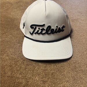 Titleist Cream Cap with Black Logo